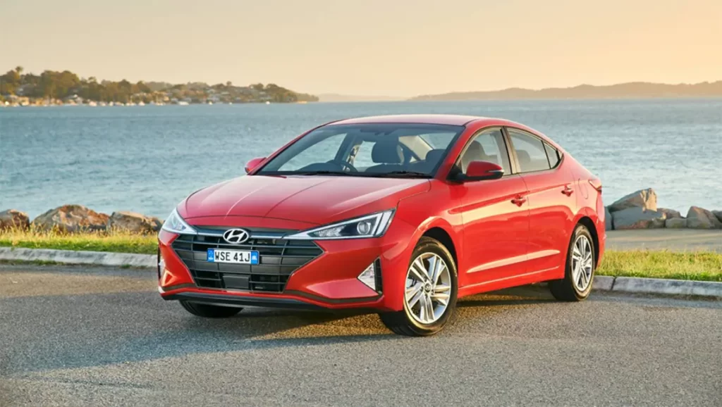 2019-Hyundai-Elantra-Active-sedan-red-1001×565-(1)