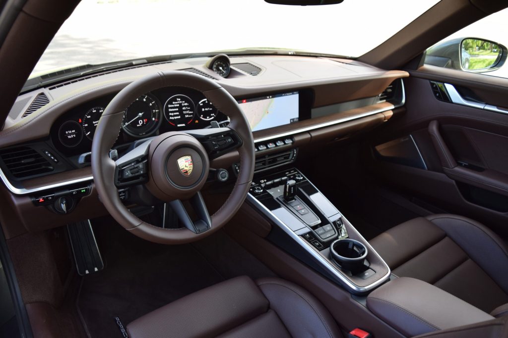 2020-Porsche-911-Carrera-4S-Dashboard-scaled