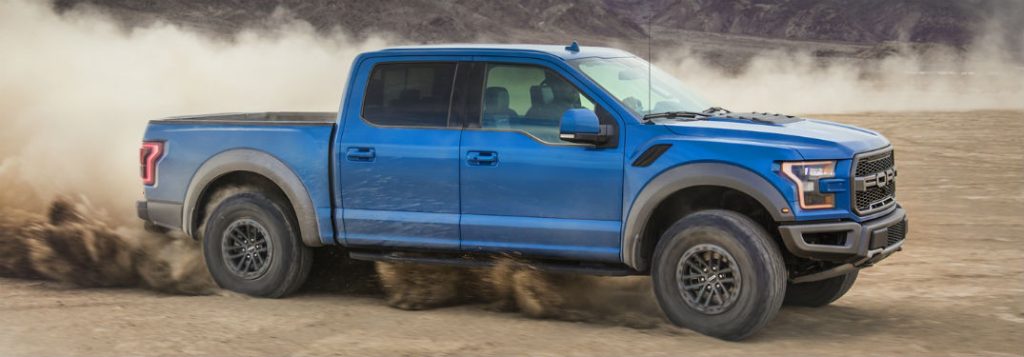 Pictures-of-the-2020-Ford-F-150-Raptor-in-Action_o